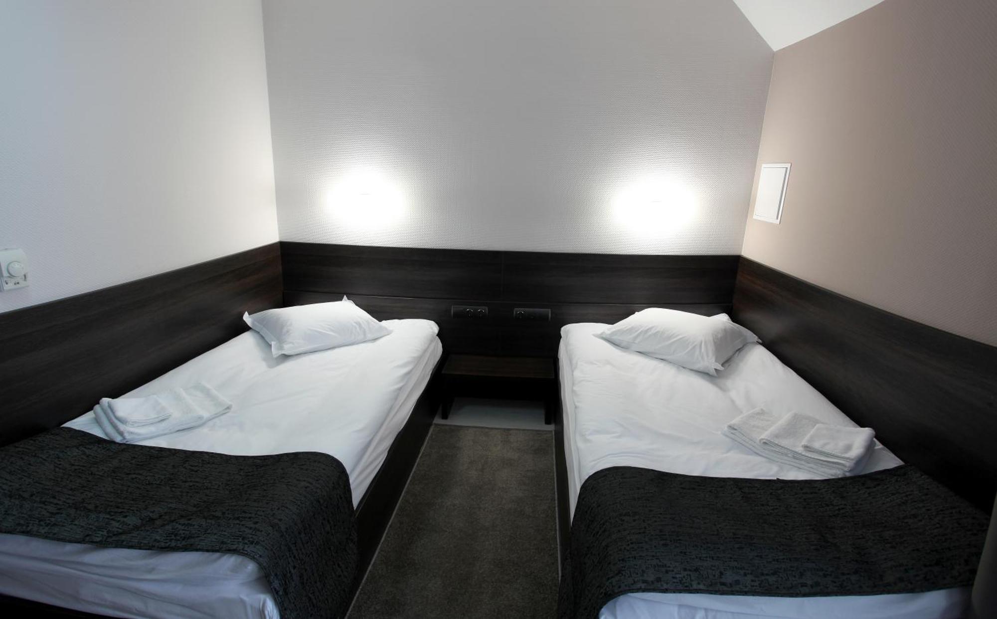 Hotel Idol Tărgovište Esterno foto