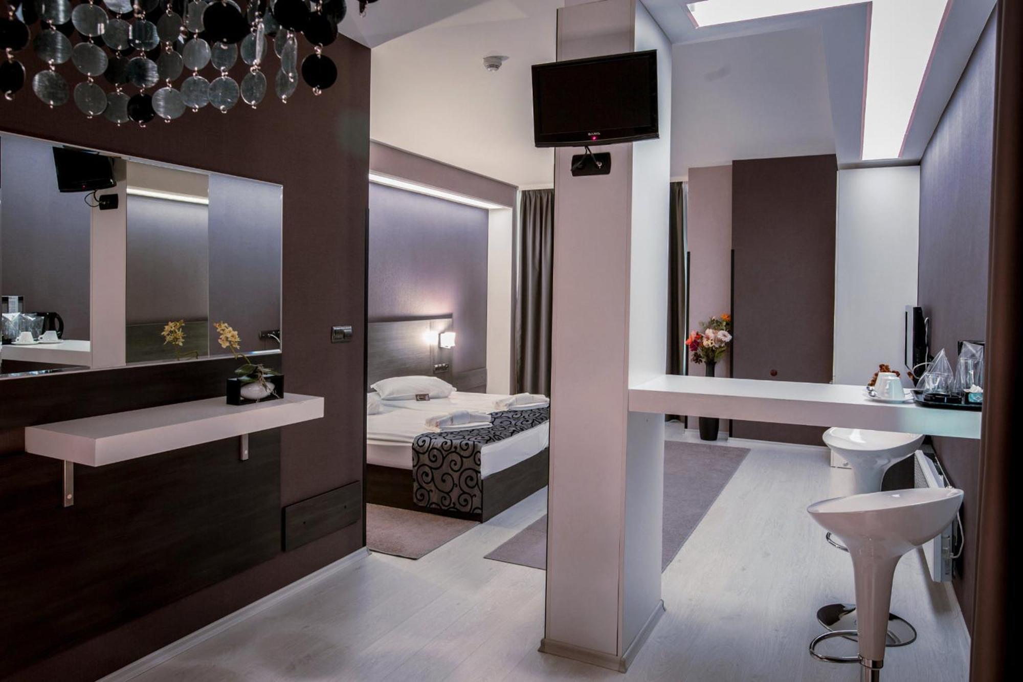 Hotel Idol Tărgovište Esterno foto