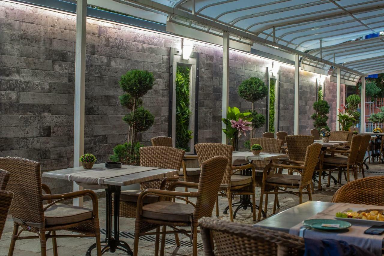 Hotel Idol Tărgovište Esterno foto
